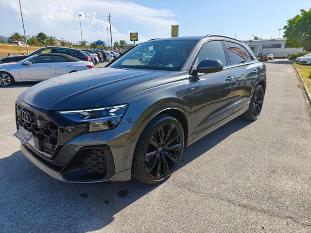 Audi Q8 SUV 50 TDI 286 CV quattro tiptronic S line edition - foto 2 di 4