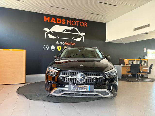 Mercedes-Benz GLA 200 Automatic AMG Line Advanced Plus - foto 2 di 4
