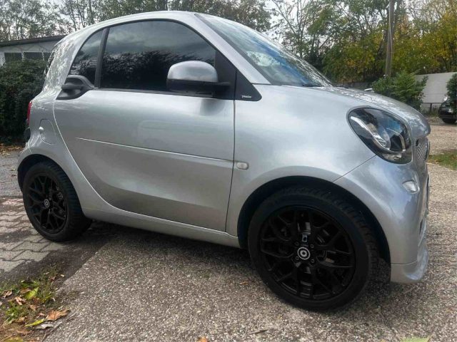 smart forTwo 90 0.9 Turbo twinamic Superpassion usato a CIAMPINO