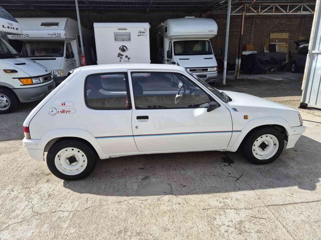 Peugeot 205 Rallye - foto 3 di 4