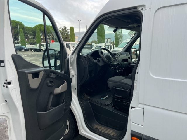 Nissan NV400 NV400 L3H2 - foto 4 di 4