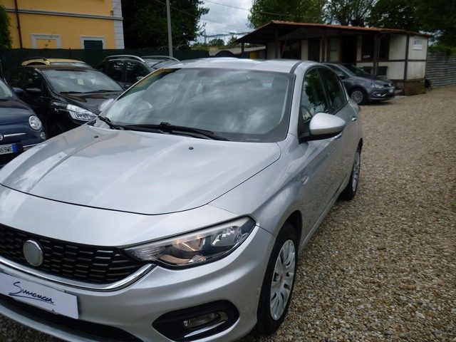Fiat Tipo 1.3 Mjt 4 porte Easy - foto 3 di 4