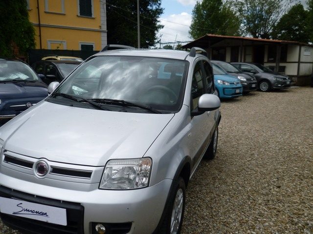 Fiat Panda 1.3 MJT 16V DPF 4x4 Climbing - foto 3 di 4