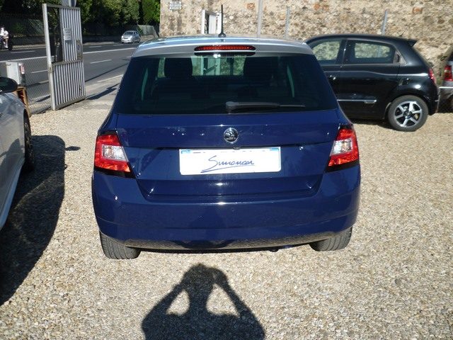 Skoda Fabia 1.0 MPI 75 CV Twin Color Design Edition Argento - foto 4 di 4