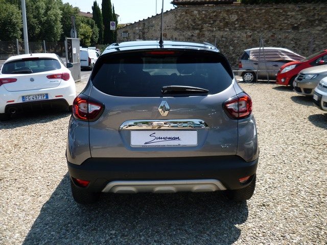 Renault Captur TCe 12V 90 CV Start&Stop Energy Life - foto 4 di 4
