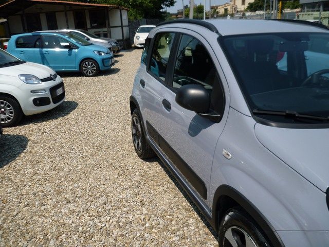 Fiat Panda 1.0 FireFly S&S Hybrid City Cross - foto 3 di 4