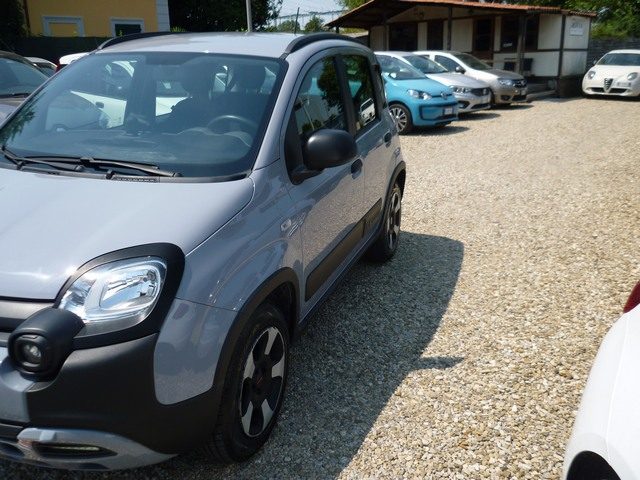 Fiat Panda 1.0 FireFly S&S Hybrid City Cross - foto 4 di 4