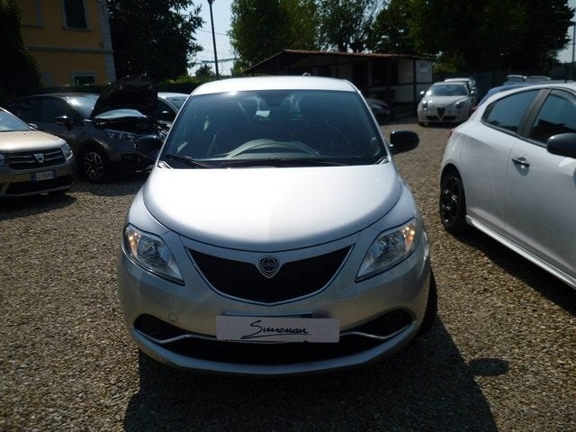 Lancia Ypsilon 1.2 69 CV 5 porte Gold usato a FIRENZE