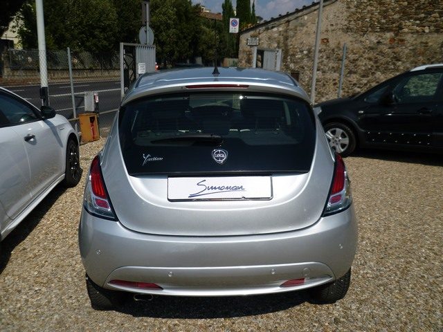 Lancia Ypsilon 1.2 69 CV 5 porte Gold - foto 4 di 4