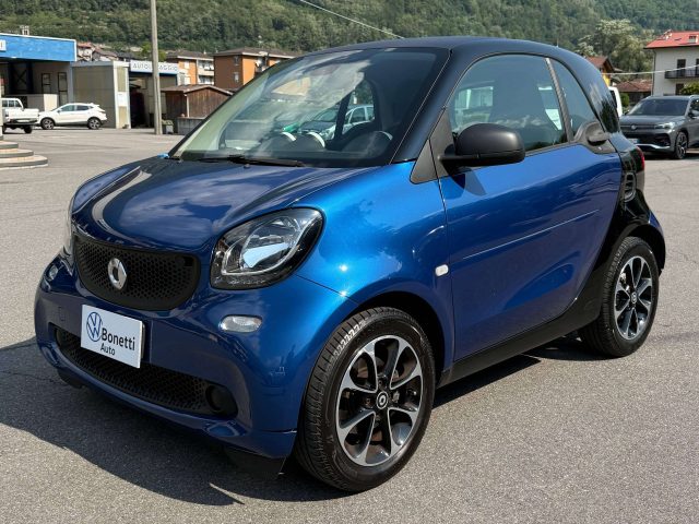 smart forTwo Fortwo III 2015 1.0 Passion 71cv twinamic usato a MALONNO