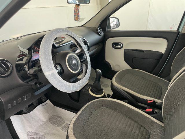 Renault Twingo 1.0 benz. SCe Live usato a GIUGLIANO IN CAMPANIA