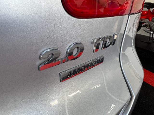 Volkswagen Tiguan cil. 2.0 TDI 140 CV 4MOTION Track & Style usato a GIUGLIANO IN CAMPANIA