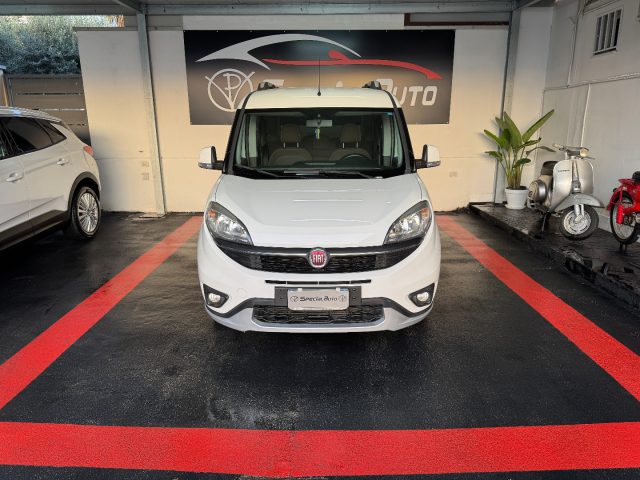 Fiat Doblo Dobl� 1.6 MJT 120cv Trekking usato a GIUGLIANO IN CAMPANIA