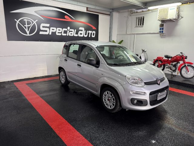 Fiat Panda 1.2 benz. Lounge - foto 2 di 4