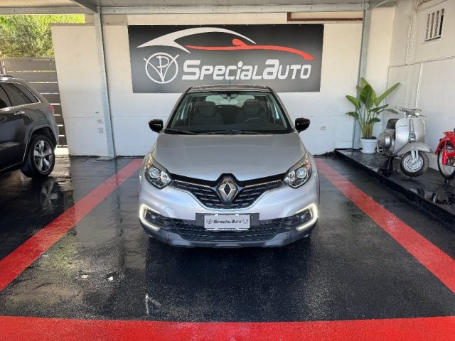 Renault Captur 1.5 dCi 90CV EDC Start&Stop Energy Bose, del 2018, 104.050 km, in vendita a Giugliano In Campania (NA)