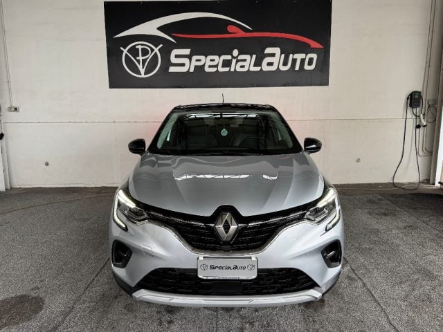 Renault Captur 1.0 TCe 90cv GPL, del 2021, 110.300 km, in vendita a Giugliano In Campania (NA)