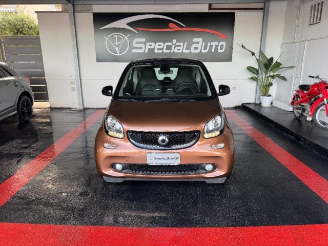 smart forTwo 70 1.0 Prime, del 2015, 179.000 km, in vendita a Giugliano In Campania (NA)