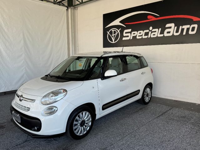 Fiat 500L 1.3 Mjt 85cv Dualogic Automatica - foto 3 di 4