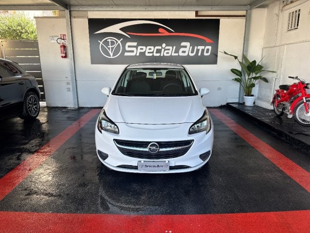 Opel Corsa 1.2 5 porte Innovation, del 2018, 70.100 km, in vendita a Giugliano In Campania (NA)