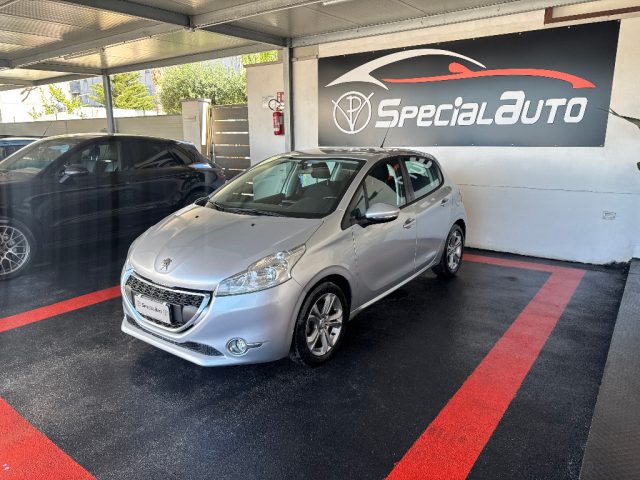 Peugeot 208 1.4 8V HDi 68CV 5p. Allure - foto 3 di 4