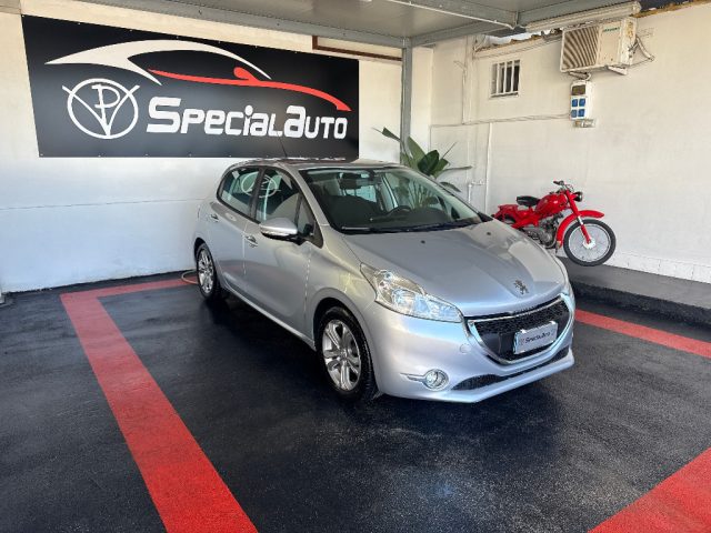 Peugeot 208 1.4 8V HDi 68CV 5p. Allure - foto 2 di 4