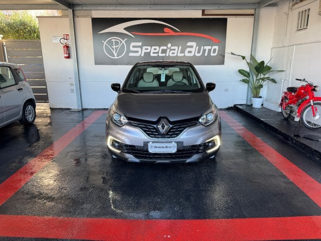 Renault Captur TCe 12V 90 CV Start&Stop Energy Zen, del 2018, 96.000 km, in vendita a Giugliano In Campania (NA)