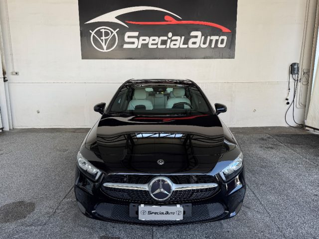 Mercedes-Benz A 180 d Automatic Premium diesel usato a GIUGLIANO IN CAMPANIA