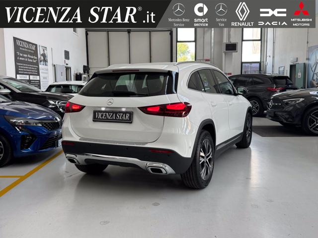 Mercedes-Benz GLA 200 MHV ADVANCED SPORT - foto 3 di 4
