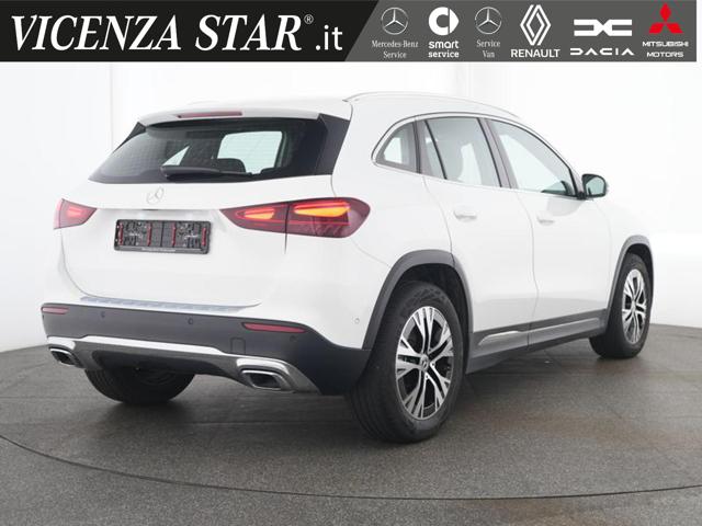 Mercedes-Benz GLA 200 MHV ADVANCED SPORT - foto 3 di 4