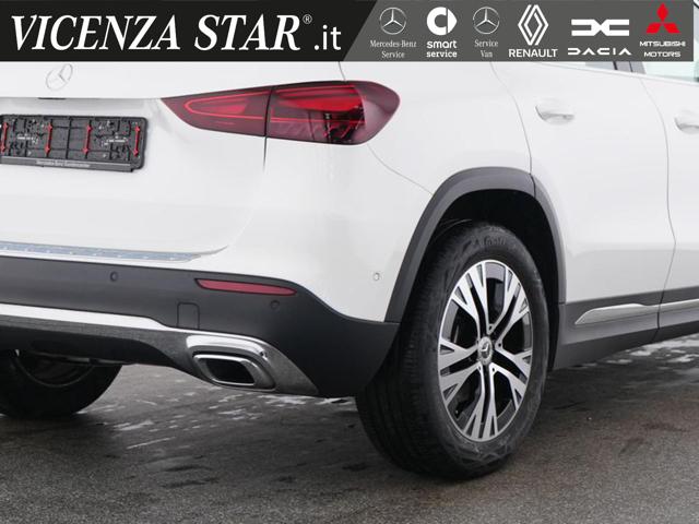 Mercedes-Benz GLA 180 MHV ADVANCED SPORT - foto 4 di 4