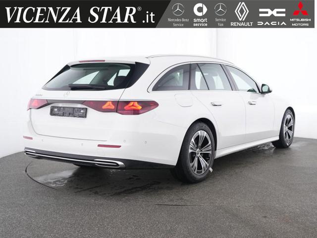 Mercedes-Benz E 220 d MHV S.W. SPORT - foto 2 di 4