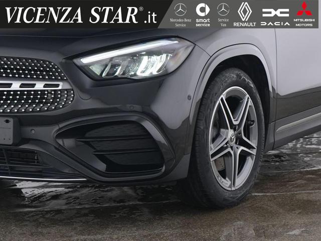 Mercedes-Benz GLA 200 MHV AMG PREMIUM - foto 2 di 4