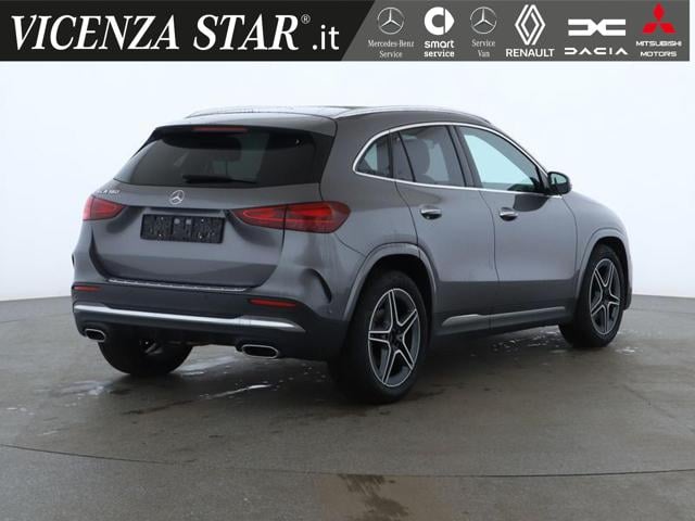 Mercedes-Benz GLA 200 d AMG PREMIUM - foto 3 di 4
