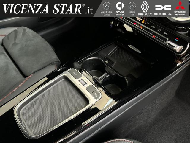Mercedes-Benz CLA 220 d S.B. AMG PREMIUM, del 2023, 39.900 km, in vendita a Altavilla Vicentina (VI)