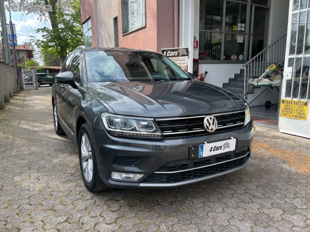 Volkswagen Tiguan 2.0 TDI SCR DSG Business BlueMotion Technology usato a CARONNO PERTUSELLA