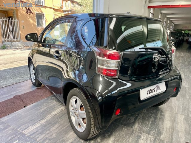 Toyota iQ 1.0 Multidrive - foto 3 di 4