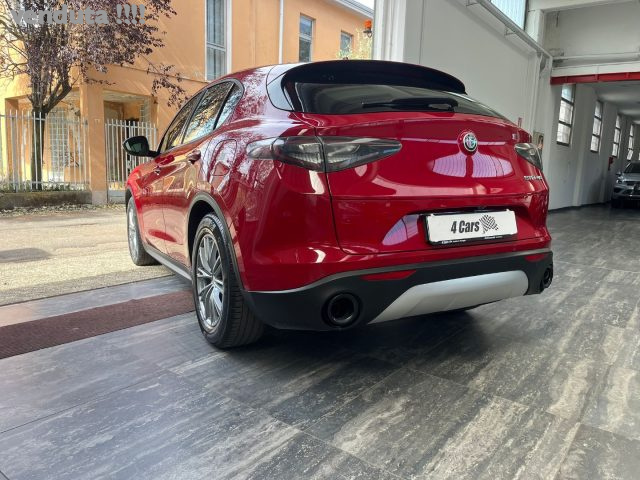 Alfa Romeo Stelvio 2.2 Turbodiesel 160 CV AT8 Business - foto 4 di 4