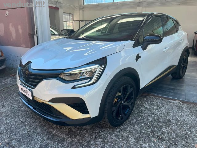 Renault Captur Full Hybrid E-Tech 145 CV RS Line - foto 2 di 4