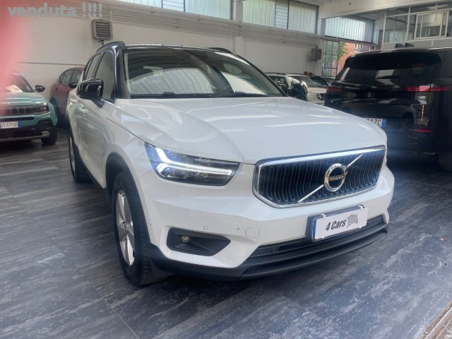 Volvo XC40 D3 AWD Geartronic Business usato a CARONNO PERTUSELLA
