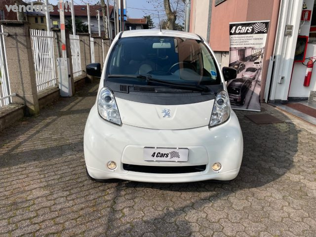 Peugeot iOn Active 35kw - foto 2 di 4