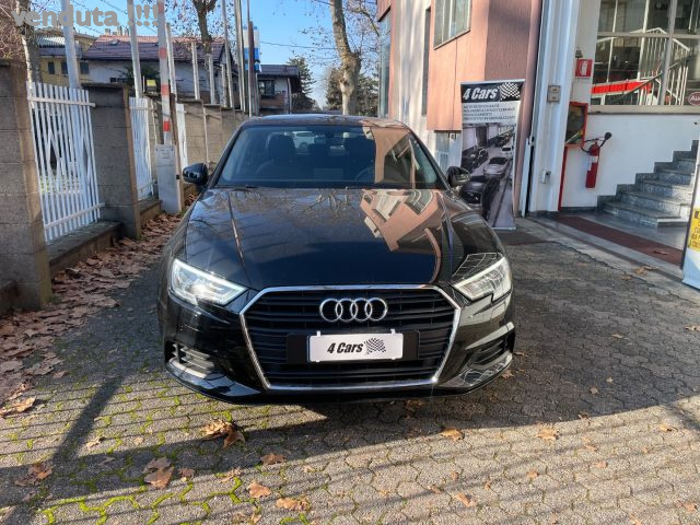 Audi A3 Sedan 30 TFSI - foto 2 di 4