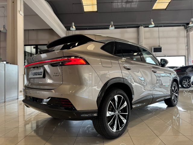 MG HS HEV Hybrid+ 224CV Luxury NUOVA DA IMMATRICOLARE - foto 3 di 4