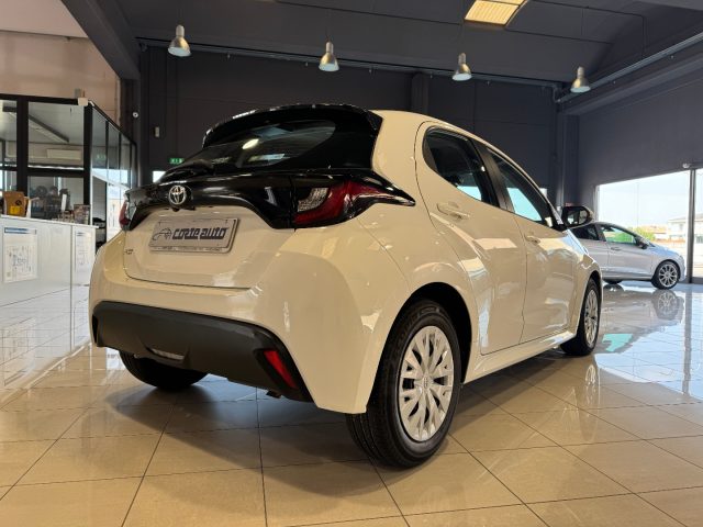 Toyota Yaris 1.0 5 porte Active PREZZO REALE OK NEOPATENTATI - foto 3 di 4