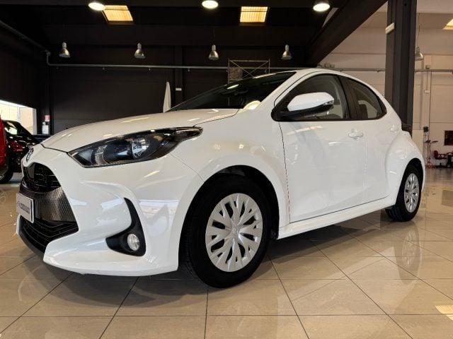 Toyota Yaris 1.0 5 porte Active PREZZO REALE OK NEOPATENTATI usato a CORTEMAGGIORE