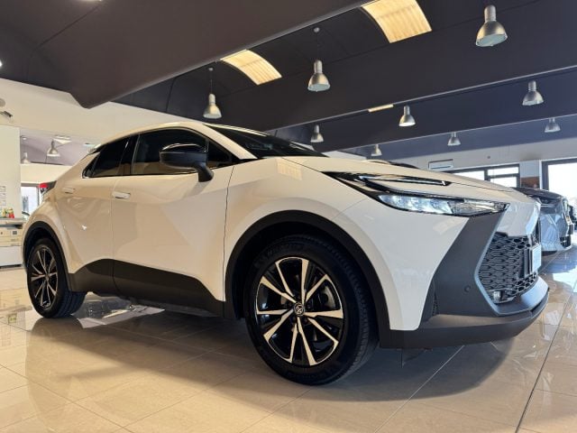 Toyota C-HR 2.0 PHEV Trend Eco PLUG IN HYBRID PREZZO REALE! usato a CORTEMAGGIORE