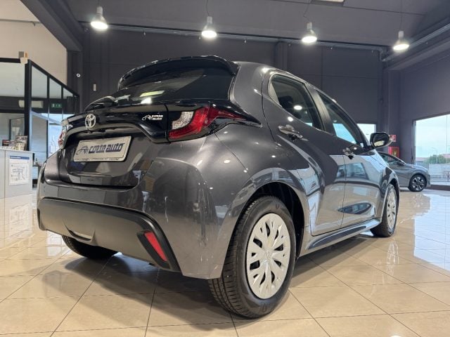 Toyota Yaris 1.0 5 porte Active PREZZO REALE OK NEOPATENTATI - foto 3 di 4
