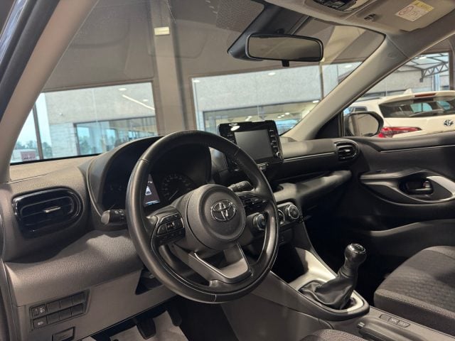 Toyota Yaris 1.0 5 porte Active PREZZO REALE OK NEOPATENTATI - foto 4 di 4