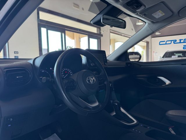 Toyota Yaris 1.5 Hybrid 5 porte Active BICOLORE PREZZO REALE - foto 4 di 4