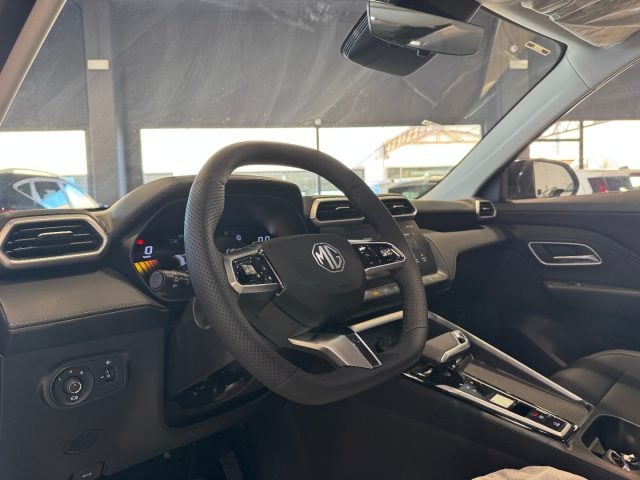 MG ZS Hybrid+ Luxury 197CV TETTO APRIBILE NUOVA - foto 4 di 4