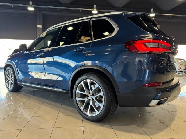 BMW X5 xDrive30d xLine TAGLIANDI BMW DOPPIO TRENO CERCHI - foto 3 di 4
